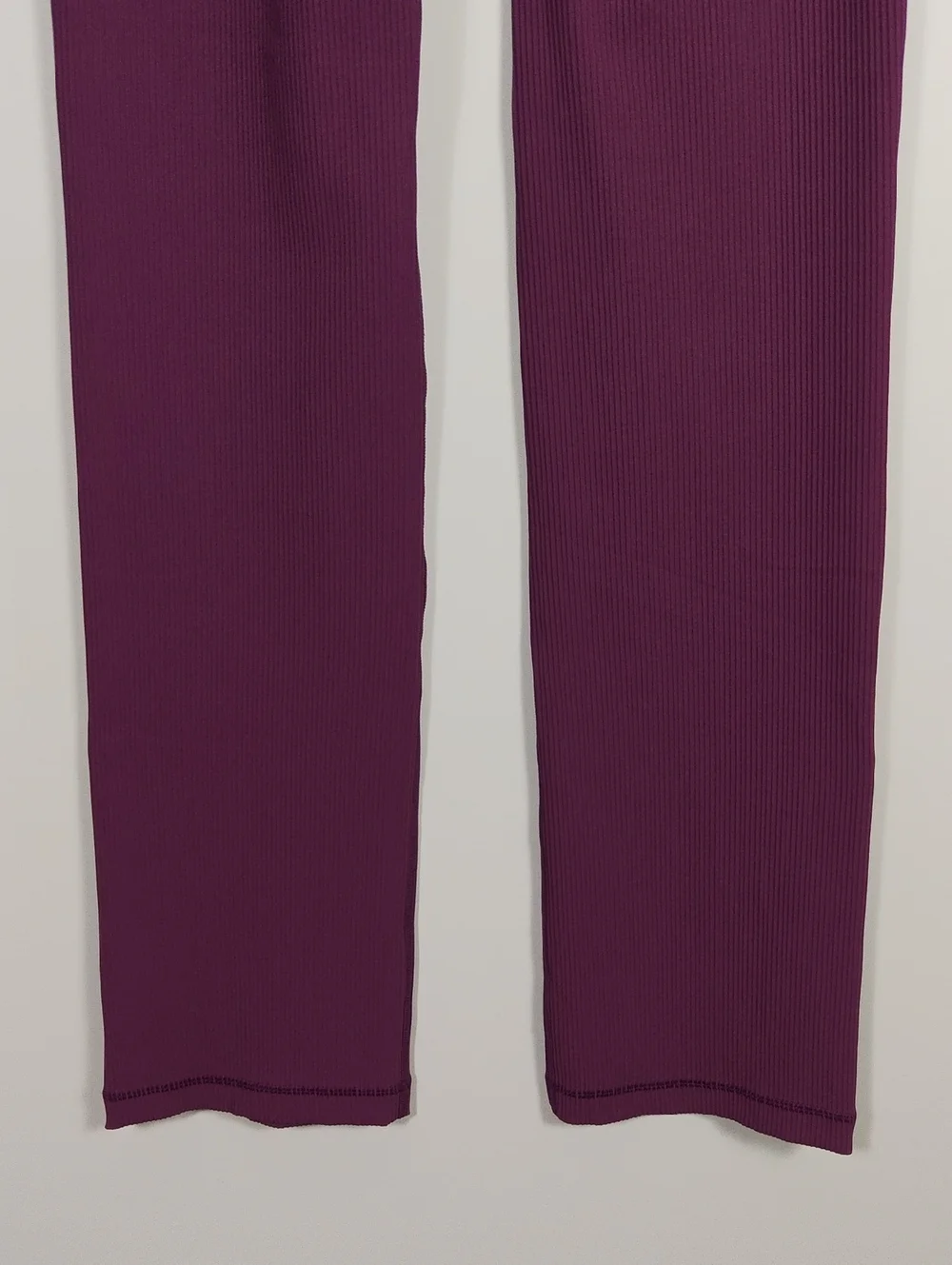 ATHLETA Elation Ultra High Rise Rib Snap Straight Leg Pant in Purple Size Small